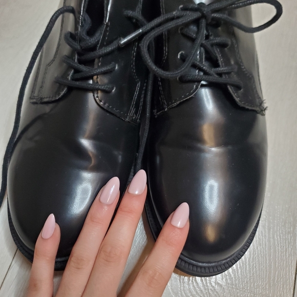 Unisex H&M 5.5 Dress Shoes - Picture 7 of 7